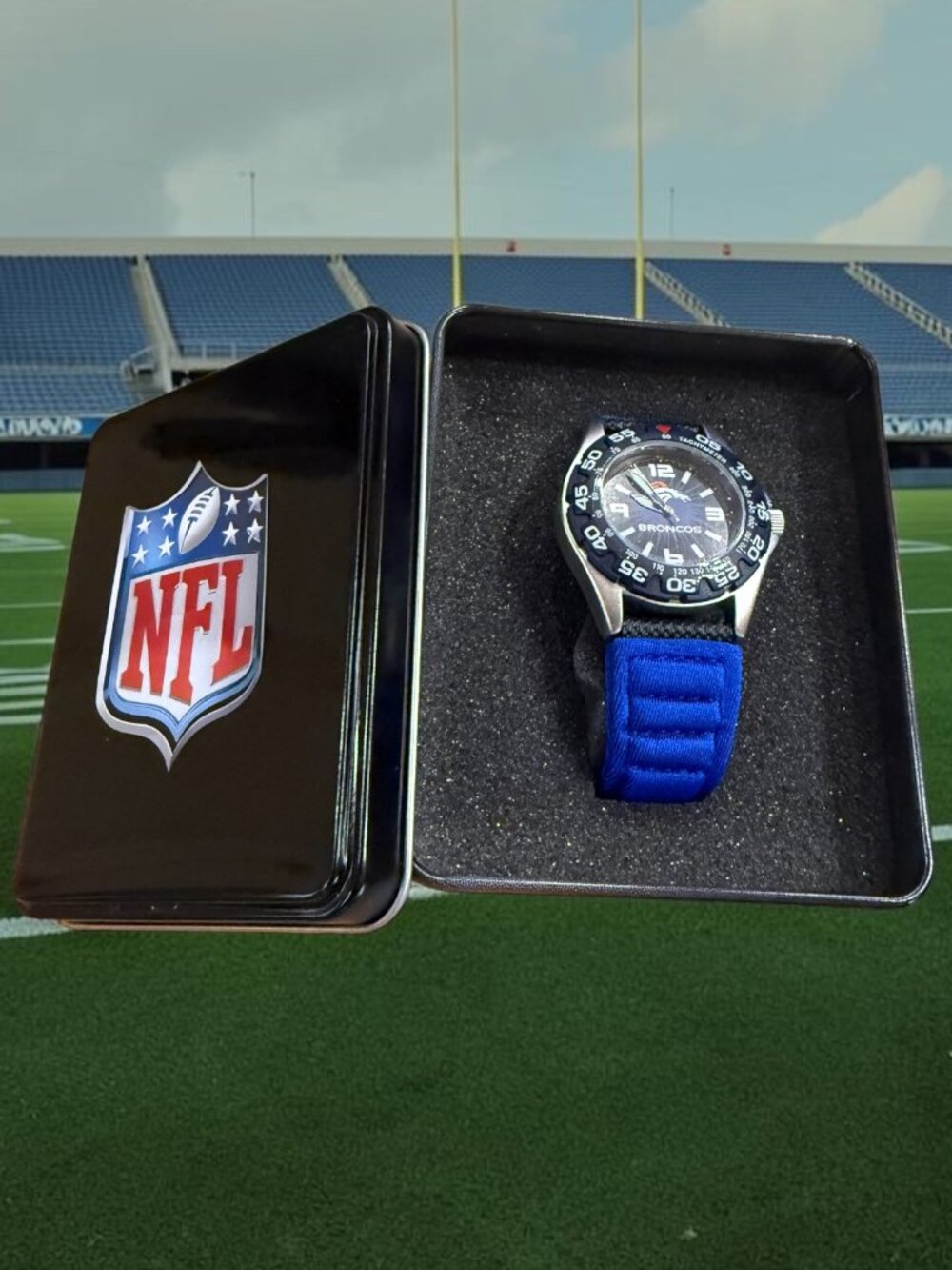NFL Themed - Denver Broncos Men's Watch (AUTHENTIC!) - NEW